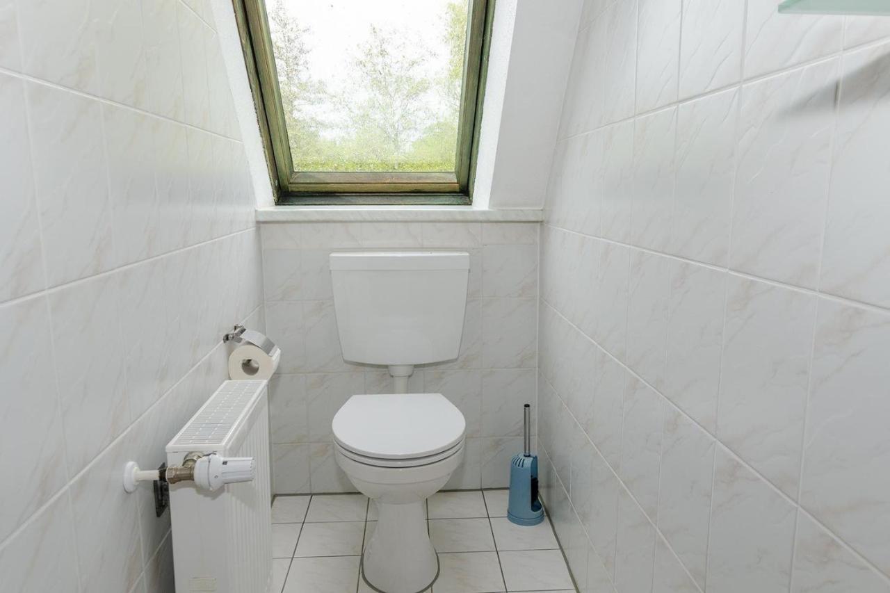 Ferienwohnung-Auf-Ruegen-Fuer-3-Erwachsene-Und-1-Kind-In-Schaprode-Zi6 Exterior photo